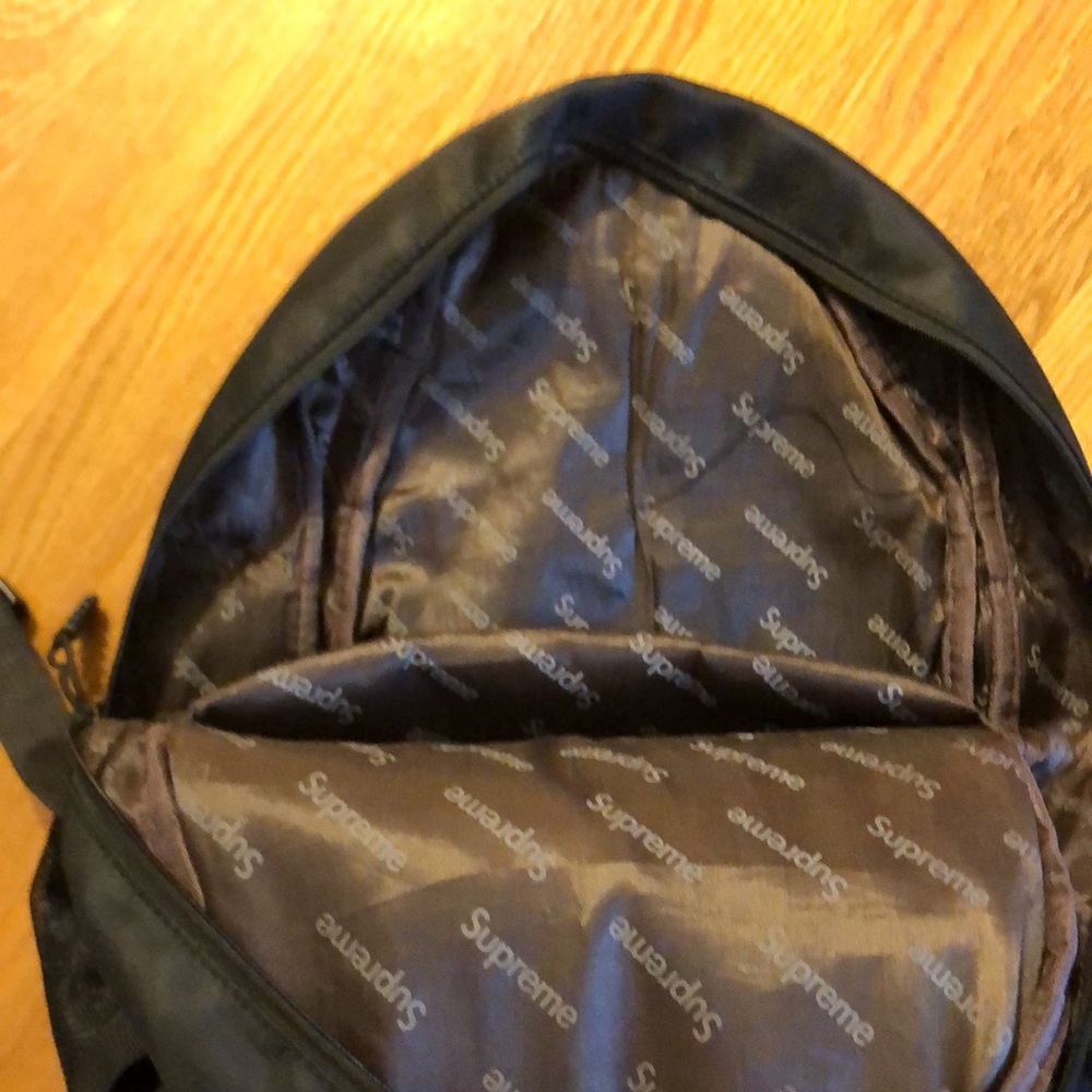Supreme Backpack - Picture 3 of 3